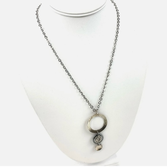 Silpada Sterling Silver Three Disk Swirl Circle Hammered Pendant Necklace 925 - Picture 4 of 12